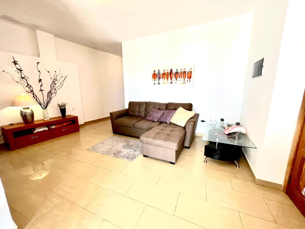 Apartamento de 1 habitación cerca al mar! Alcalá de Henares Exterior foto